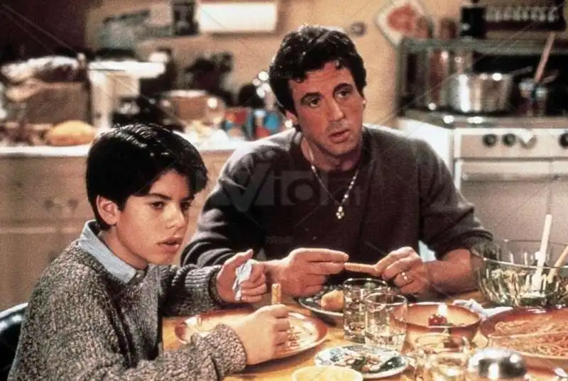 sage e sylvester  stallone   rocky v