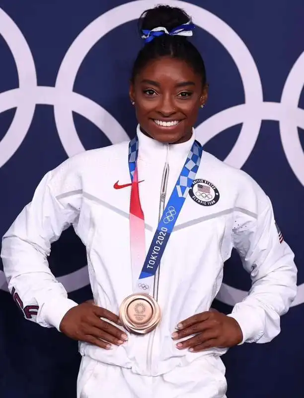 simone biles 1