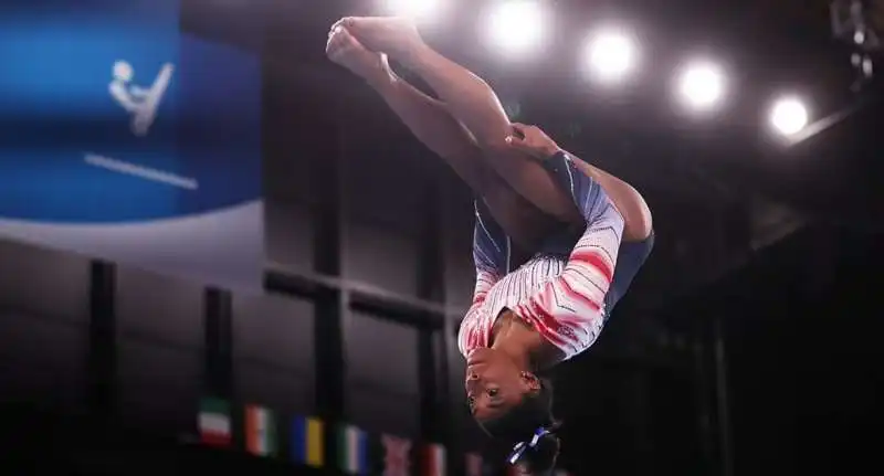 simone biles 7