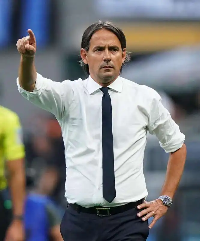 simone inzaghi 4