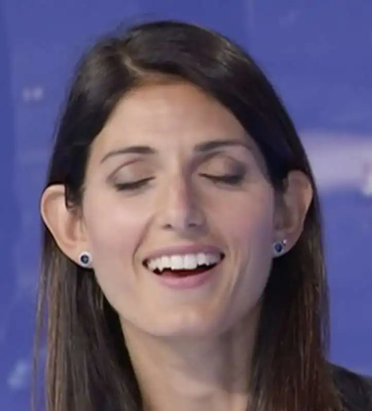 virginia raggi 4