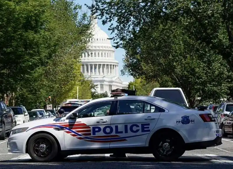 washington   campidoglio in lockdown per allarme bomba 2