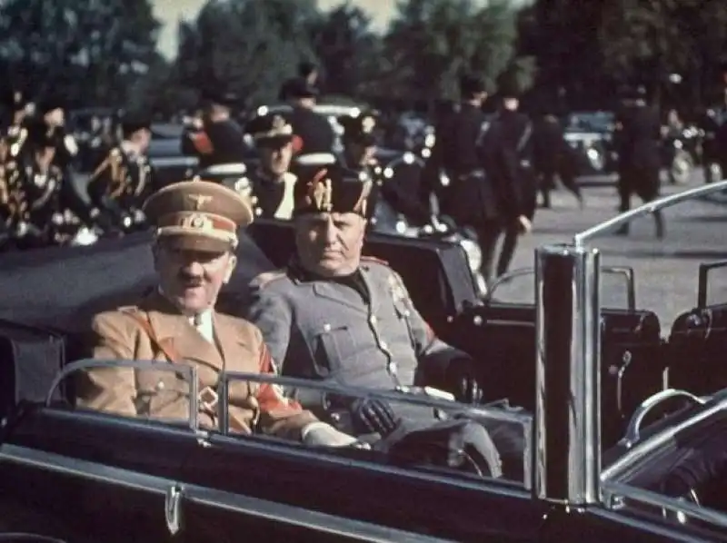 adolf hitler e benito mussolini in italia nel maggio 1938 