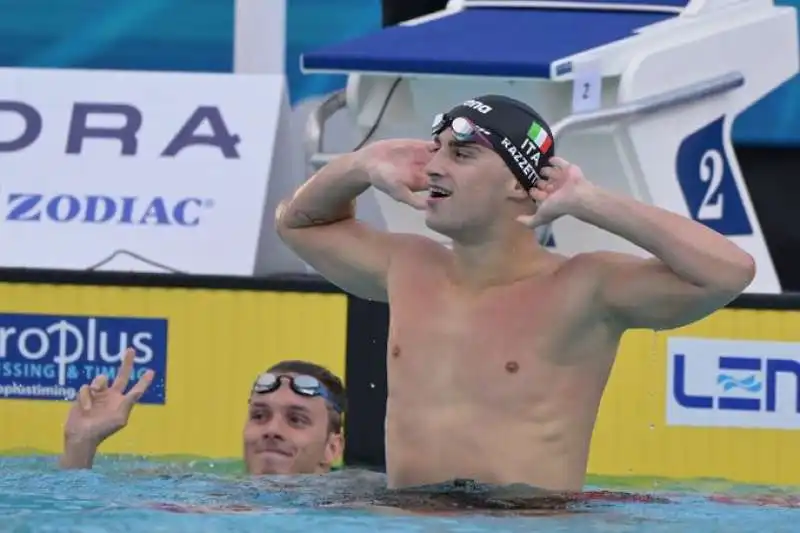 alberto razzetti oro nei 400 misti agli europei di nuoto 3