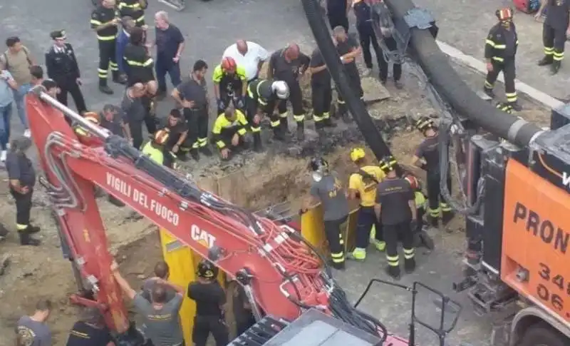 banda di ladri scava tunnel e rimane incastrata a roma   3