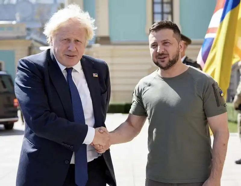 boris johnson volodymyr zelensky   1