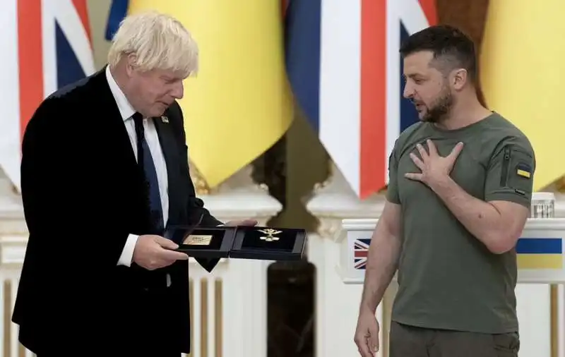 boris johnson volodymyr zelensky   7