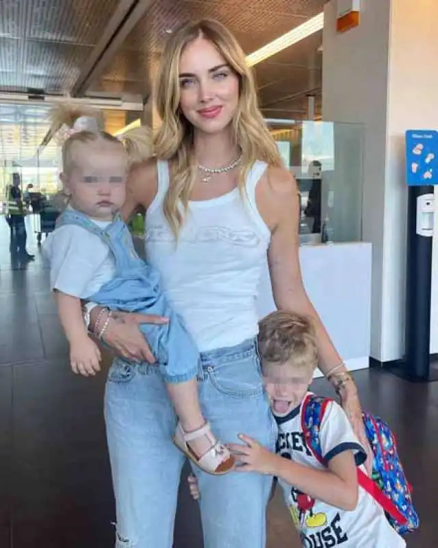 ferragni e fedez vacanza a ibiza 10