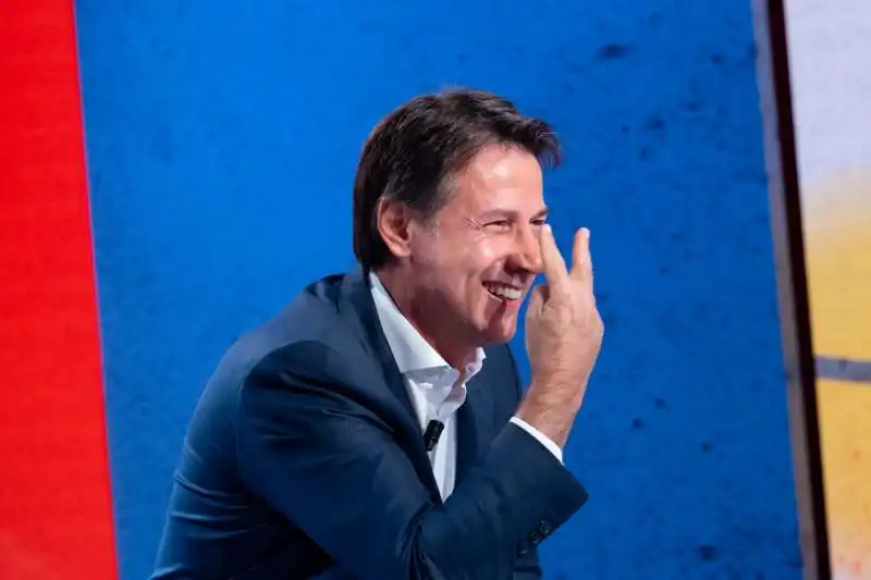 GIUSEPPE CONTE A MEZZORA IN PIU 