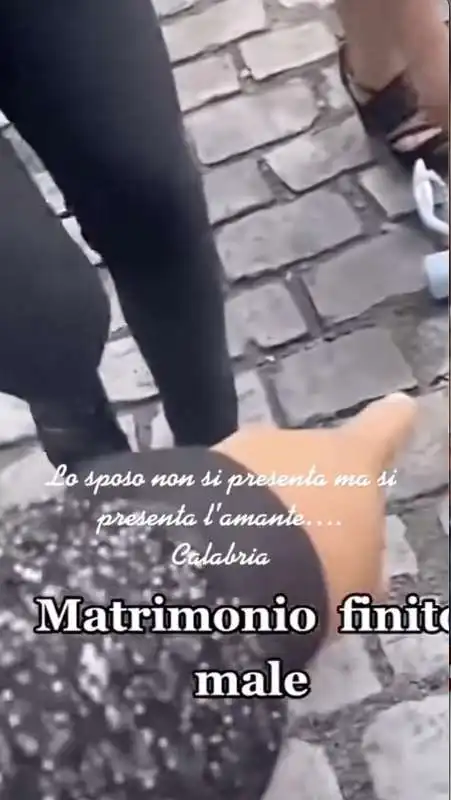 lo sposo non si presenta all'altare e manda l amante   2