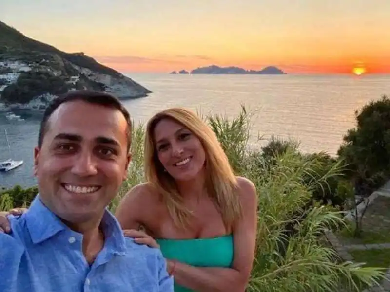 luigi di maio virginia saba 2