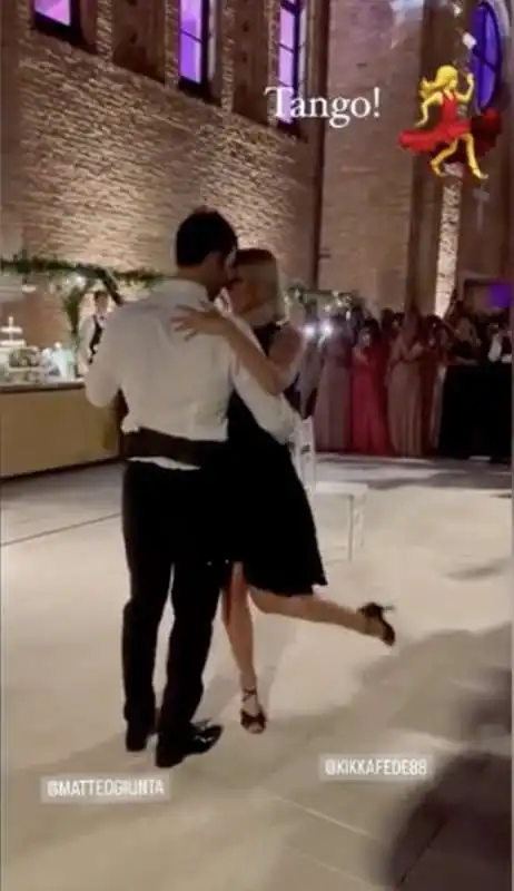 matteo giunta e federica pellegrini ballano il tango al loro matrimonio   4