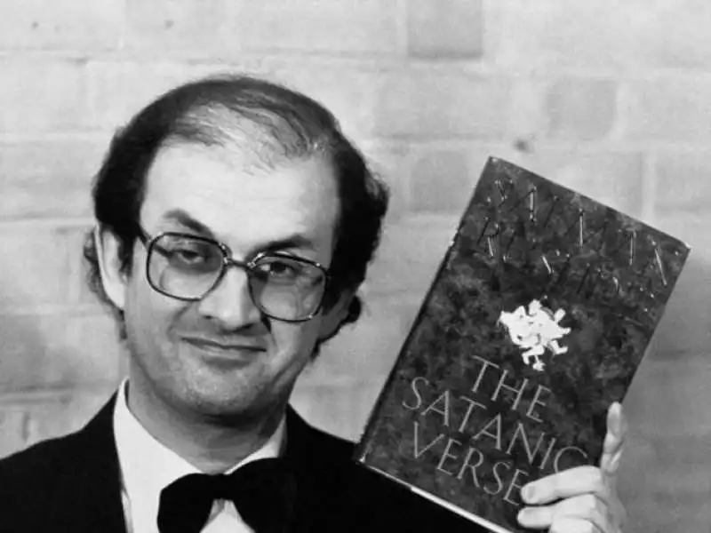 SALMAN RUSHDIE 