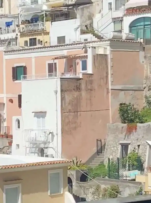 sesso in terrazza a positano   1