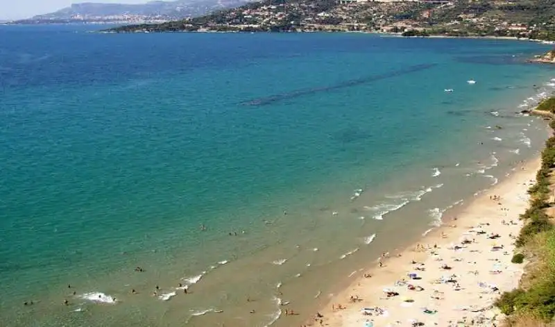 spiaggia libera 4