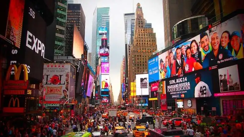 TIME SQUARE NEW YORK