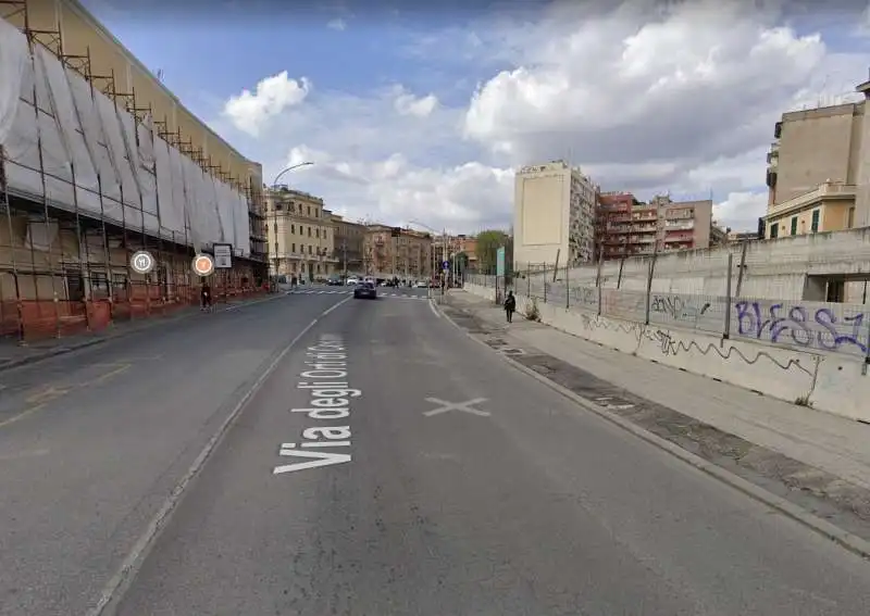 VIA DEGLI ORTI DI CESARE - ROMA