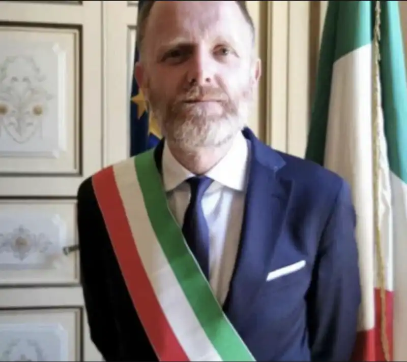 alessandro rapinese   sindaco di como 3