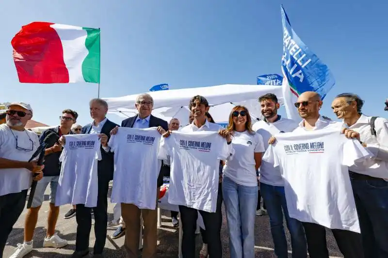 campagna estiva di fratelli d italia 4