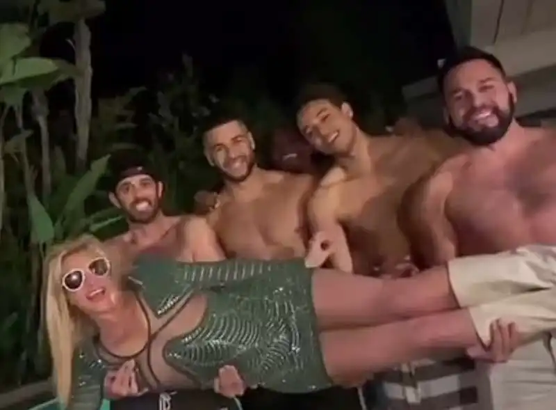 il party di divorzio di britney spears 