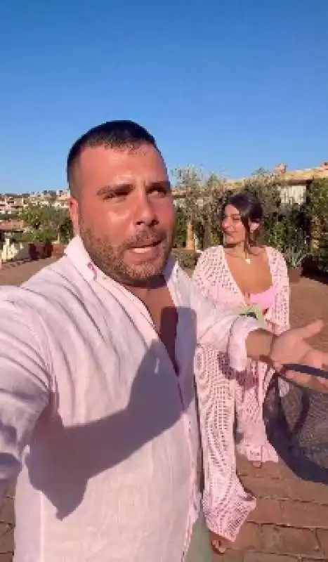 influencer denuncia scontrino a porto cervo 2