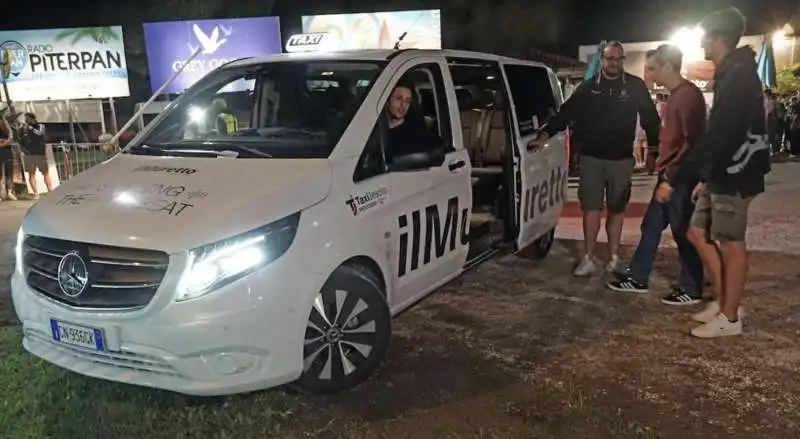 JESOLO - SPERIMENTAZIONE TAXI GRATIS A CHI BEVE IN DISCOTECA 