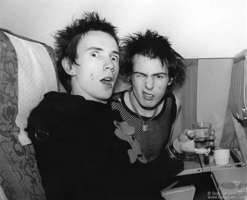 johnny rotten sid vicious 3