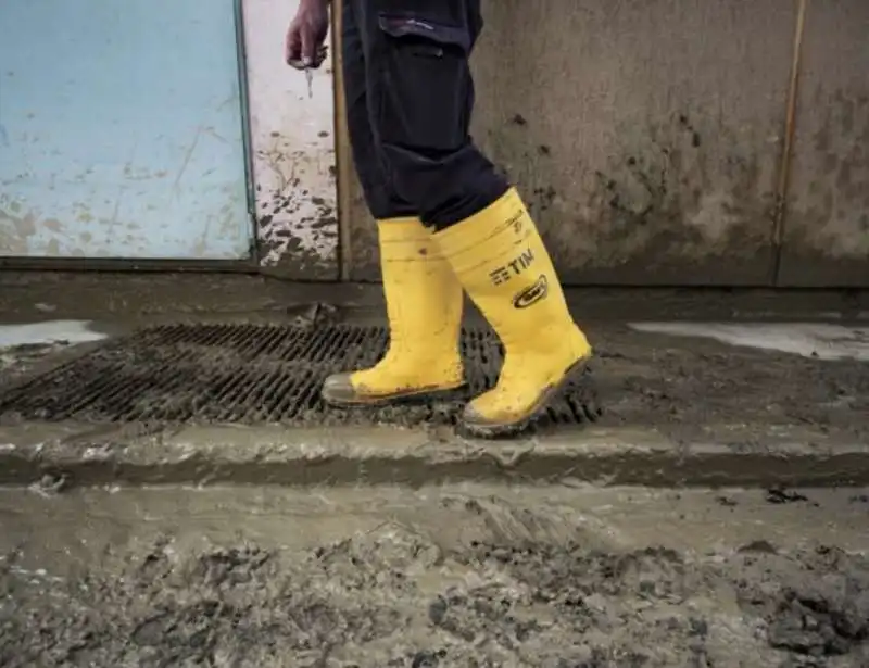 l alluvione in emilia romagna nelle foto di rosa mariniello per tim   riconnessioni   5