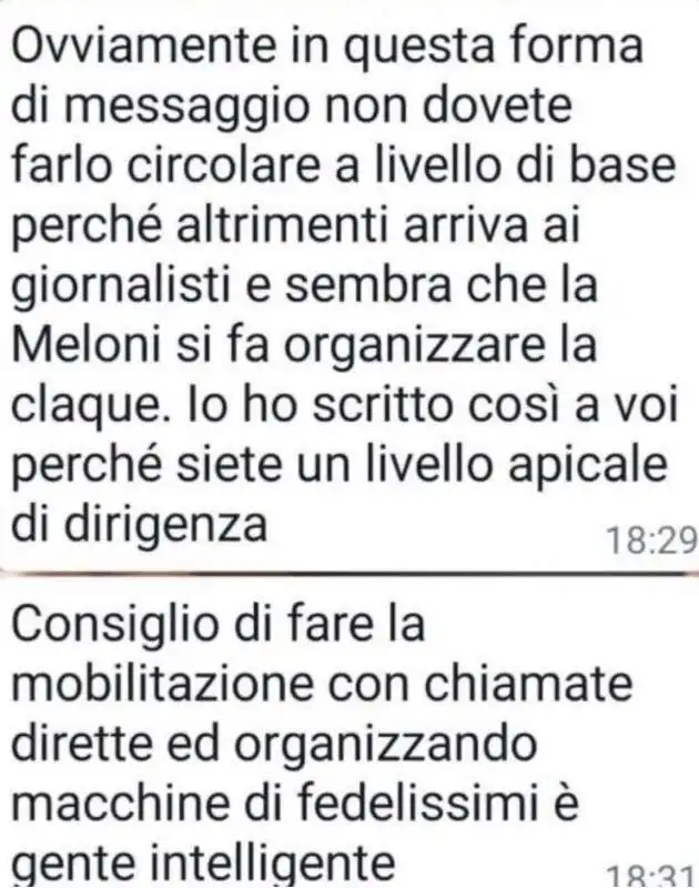 LE CHAT PER ORGANIZARE LA CLAQUE A GIORGIA MELONI A CAIVANO