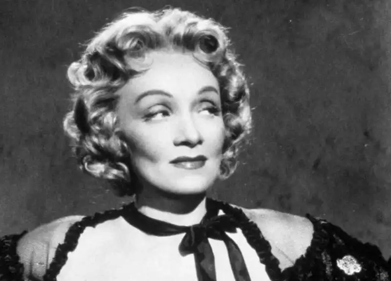 marlene dietrich  9