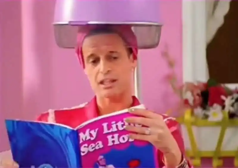 massimiliano allegri in barbie girl degli aqua   video creato con l intelligenza artificiale   8