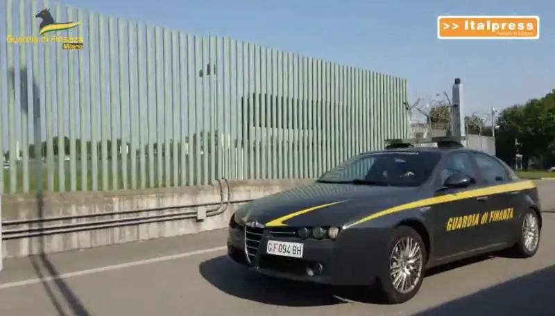 milano linate   operazione della guardia di finanza contro i furbetti del reddito di cittadinanza   4