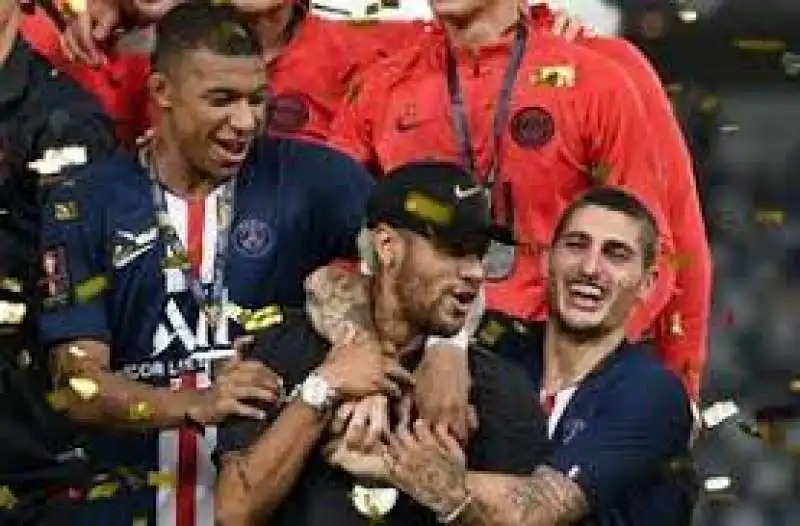 NEYMAR KYLIAN MBAPPE MARCO VERRATTI 