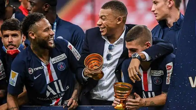 NEYMAR KYLIAN MBAPPE MARCO VERRATTI 