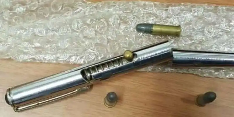 pistola penna 1