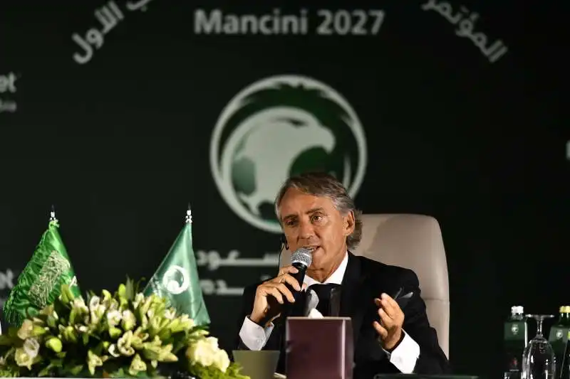 roberto mancini in arabia saudita