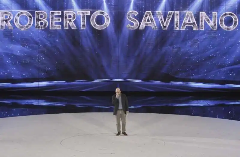 roberto saviano ad amici 