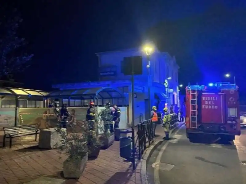 treno uccide cinque operai alla stazione di brandizzo   torino 9