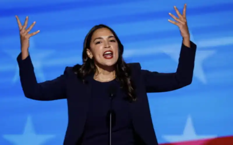 Alexandria Ocasio-Cortez - convention democratica a chicago