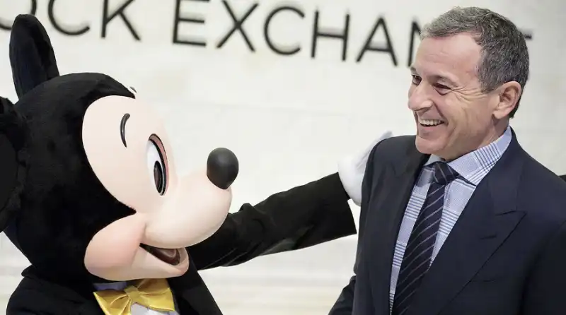 BOB IGER - CEO DISNEY