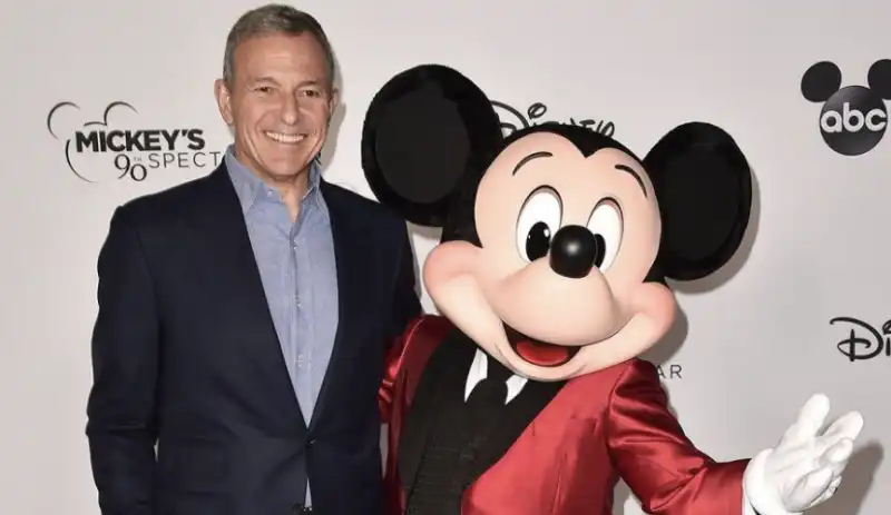 BOB IGER - CEO DISNEY