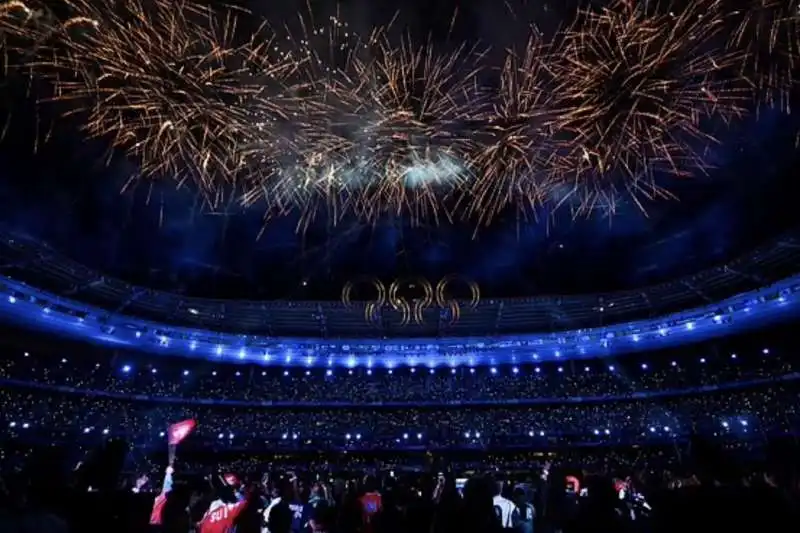 cerimonia di chiusura delle olimpiadi di parigi 2024   14