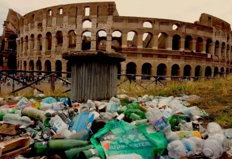 degrado a roma - colosseo