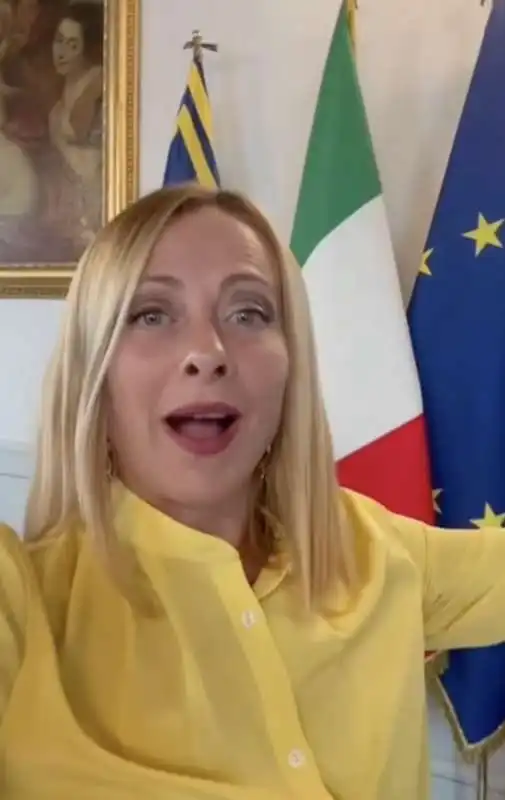 giorgia meloni tornata a palazzo chigi dopo le vacanze   1