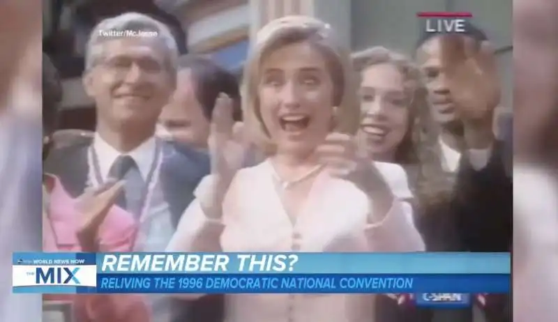 HILLARY CLINTON E LA MACARENA ALLA CONVENTION DEMOCRATICA 1996. 