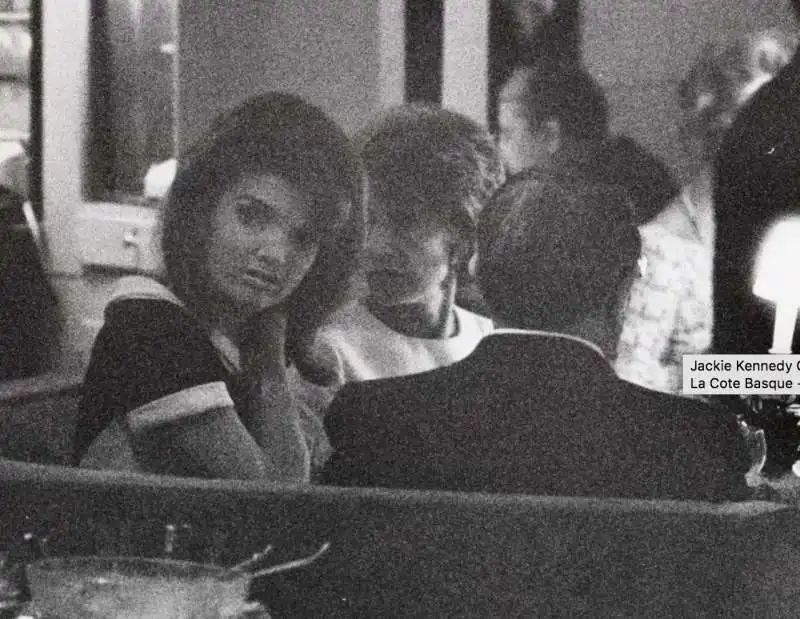 Jackie Kennedy Onassis e Aristotele Onassis a La Côte Basque, 1979.