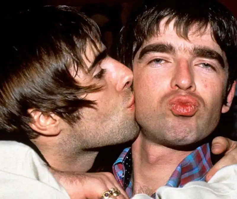 liam e noel gallagher  