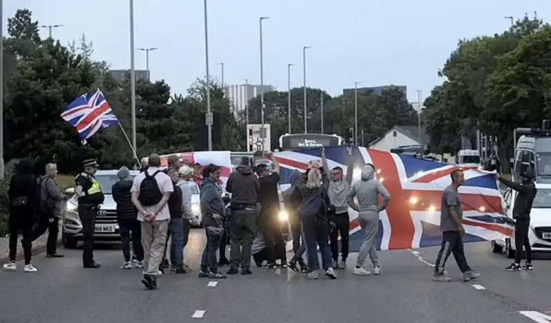 manifestazioni nel regno unito   12