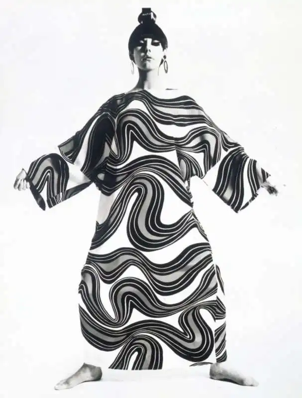 peggy moffitt   12