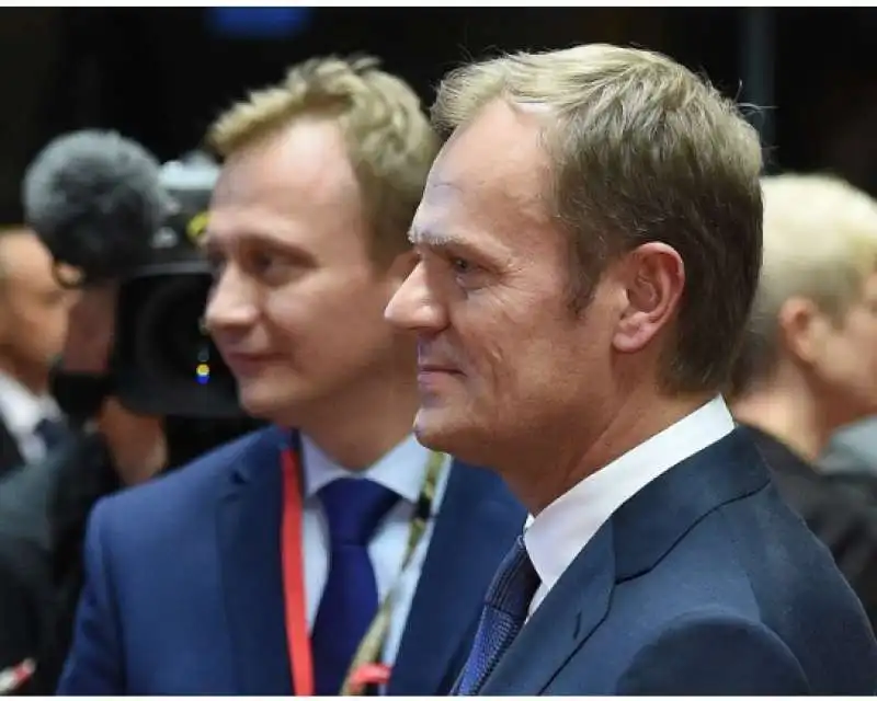 Piotr Serafin Donald Tusk 